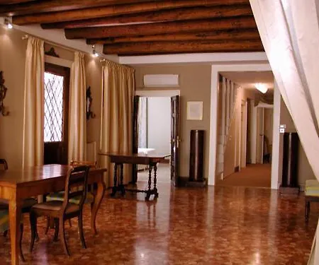 Apartmán Ca Satriano *